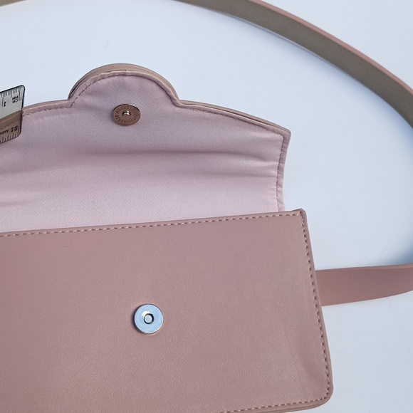 Steve Madden belt bag size M 7" × 4" /Blush fanny pack utility belt bag NWT - Picture 12 of 14